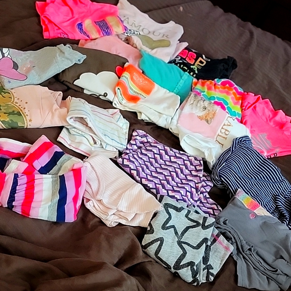 💥BARGAIN BUNDLE!💥Girls Size 4-5 Shirts/Dresses 19pc lot